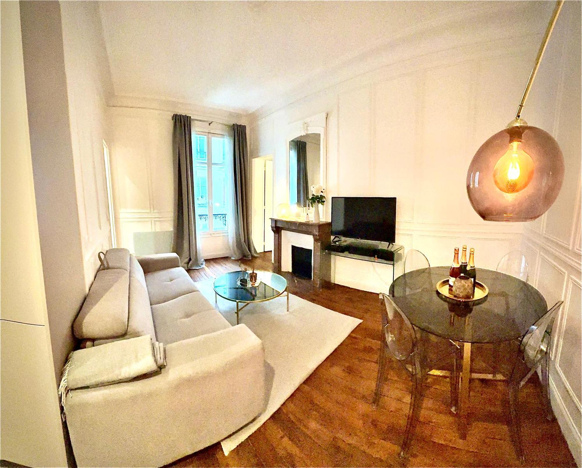 Prestige A Paris Luxe, Calme Et Proche Tour Eiffel Et Champs-Elysees Exterior photo
